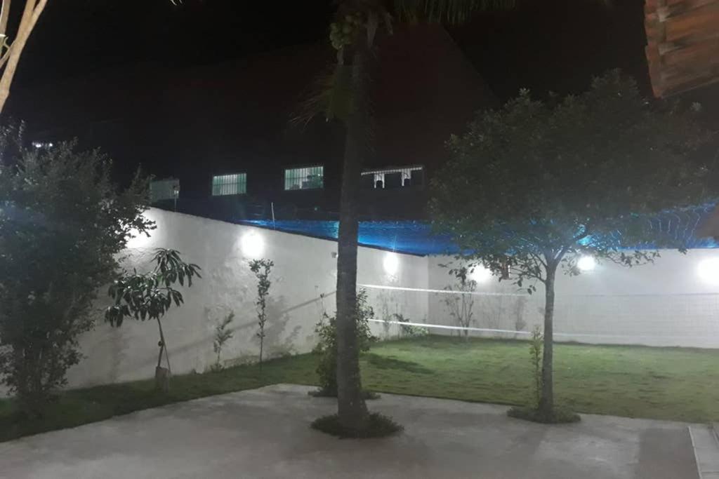 Villa Casa Com Piscina E Mini Campo De Futebol Em Cabo Frio Exterior foto